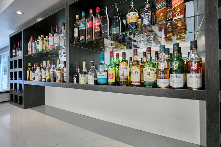 Food & Drinks 5, TraveLodge Hotel, Gaborone