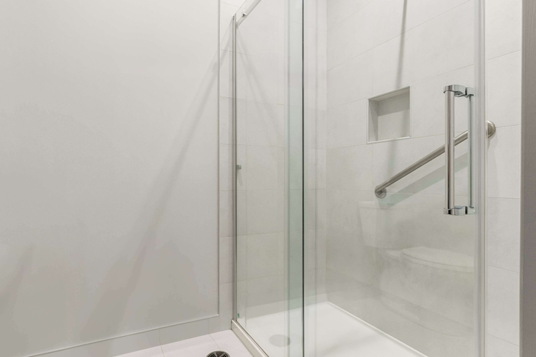 Bathroom 4, Best Western Plus Mont-Laurier, Antoine-Labelle