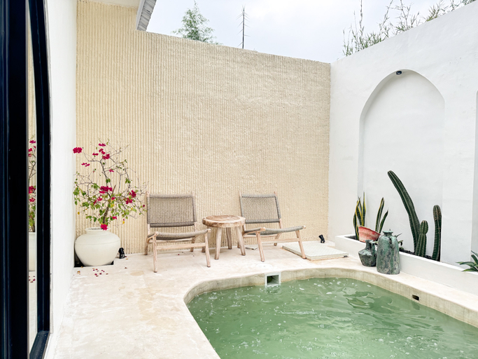 Swimming Pool 5