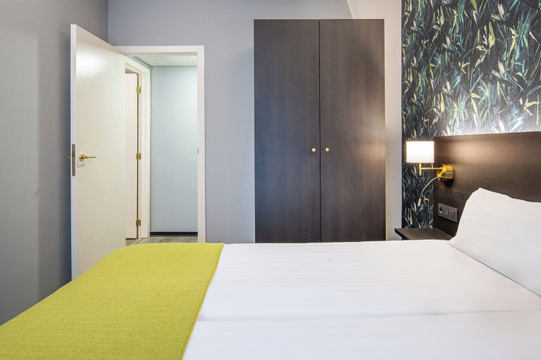 Bedroom 4, Thon Residence Parnasse, Bruxelles