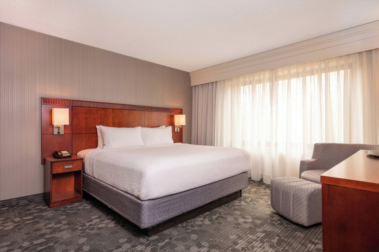 Bedroom 3, Courtyard by Marriott Newark-University of Delaware, New Castle