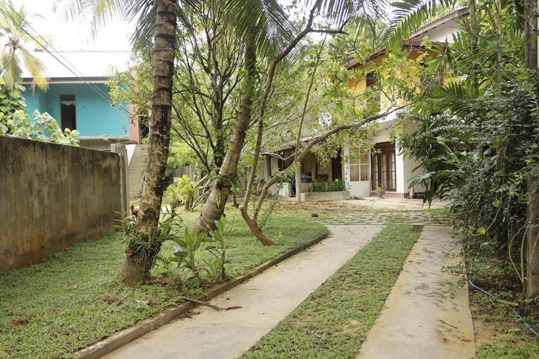 Others 5, Villa Pilseli, Habaraduwa