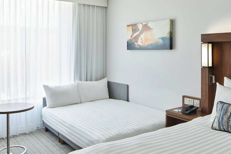 Bedroom 4, Courtyard by Marriott Luton Airport, Luton