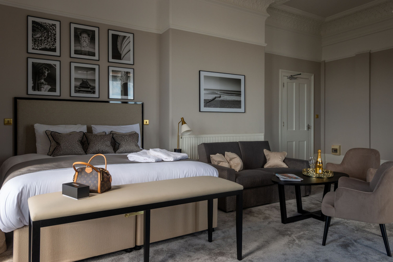 Bedroom 2, The Burlington Hotel, West Sussex