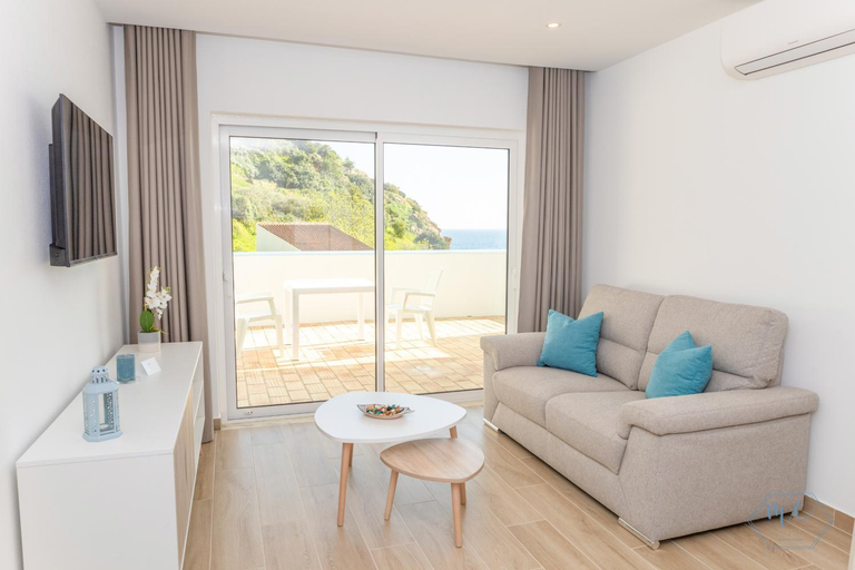 Others 4, MC Suites Burgau with amazing front sea view, Vila do Bispo