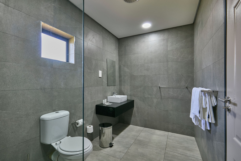 Bathroom 3, Oasis Motel, Gaborone