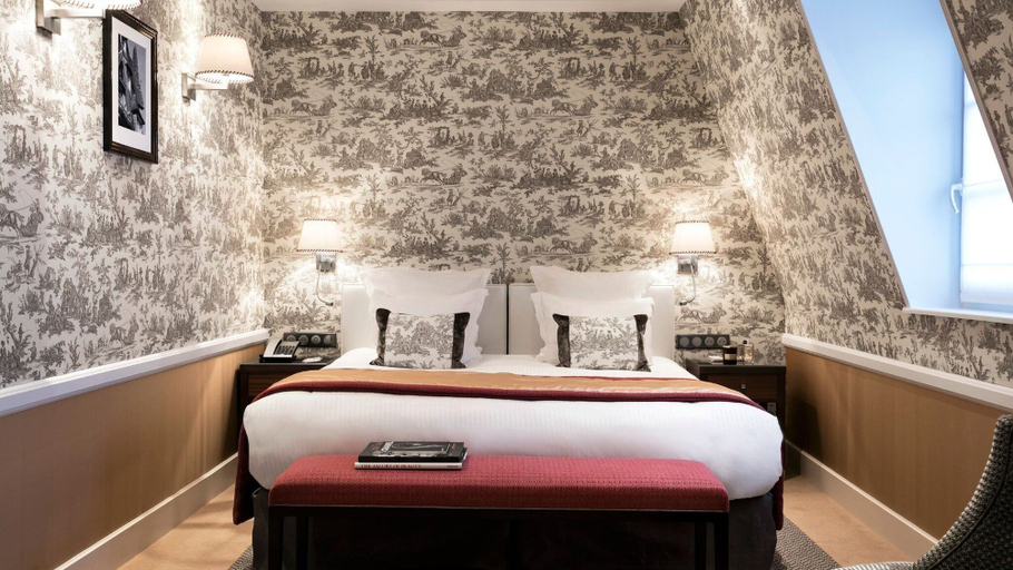 Bedroom 12
