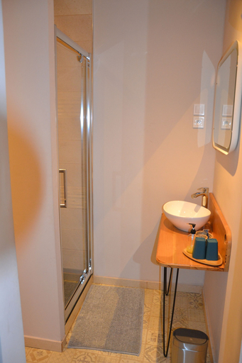 Bathroom 5, Le colibri bleu, Aude