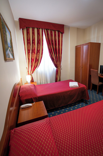 Bedroom 8