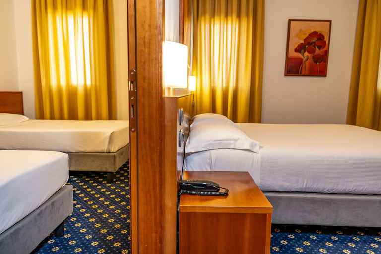Bedroom 4, Prealpi Hotel, Treviso