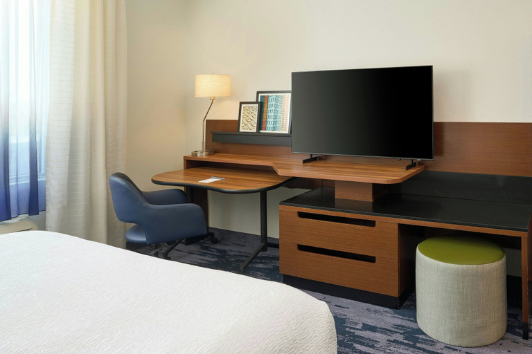Bedroom 4, Fairfield Inn & Suites by Marriott Delray Beach I-95, Palm Beach