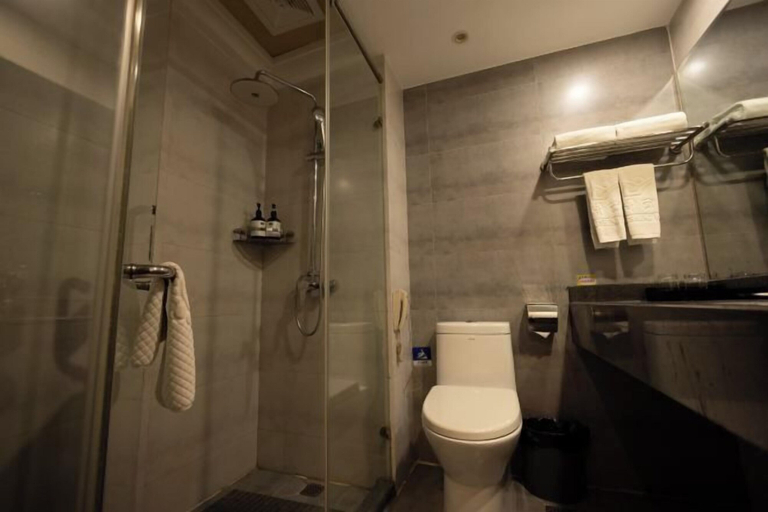 Bathroom 3, Dongsheng Hotel, Zibo