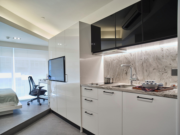 Dining Room 6