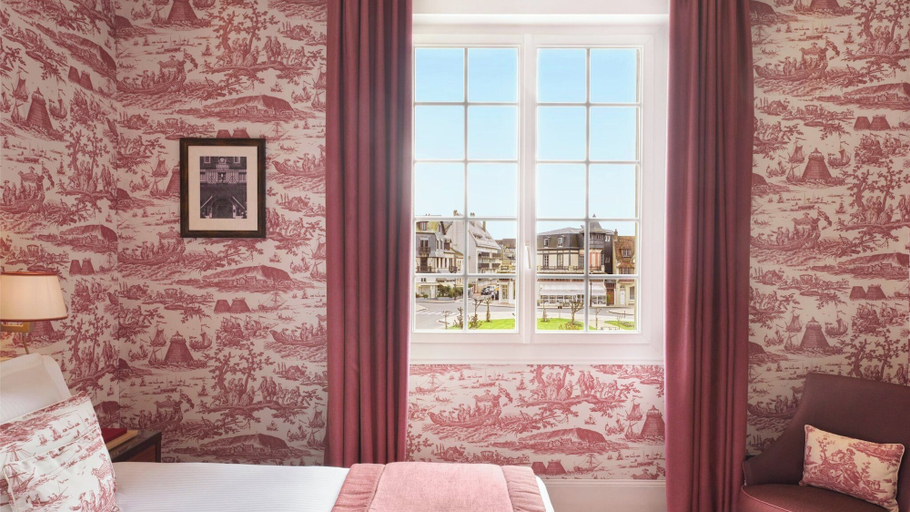 Bedroom 22