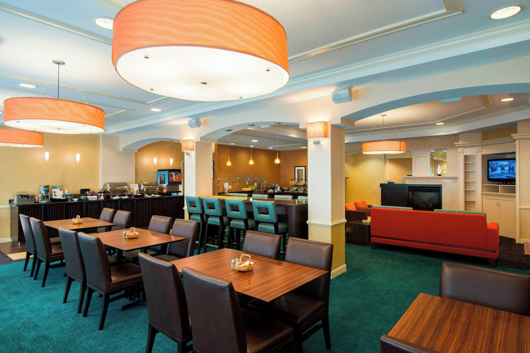 Food & Drinks 4, Residence Inn by Marriott Boston Framingham, Middlesex