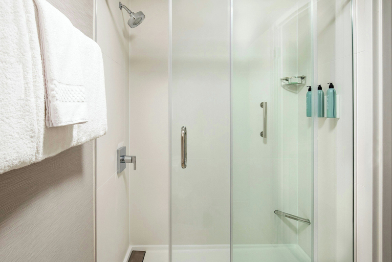 Bathroom 5, Courtyard by Marriott Boston Andover, Essex