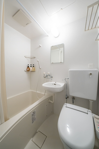Bathroom 5, GRAND HOSTEL LDK ODORI PARK, Sapporo