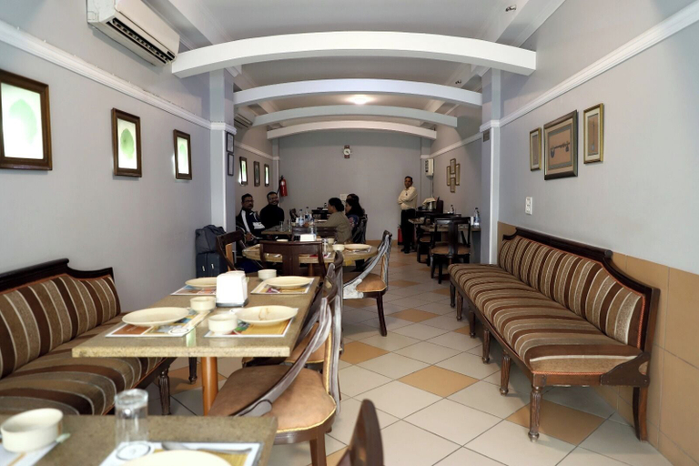 Food & Drinks 5, Airport Hotel, Delhi