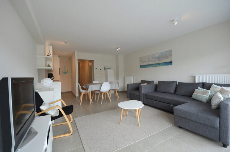 Others 1, Apartment in Oostduinkerke near the Beach, West-Vlaanderen