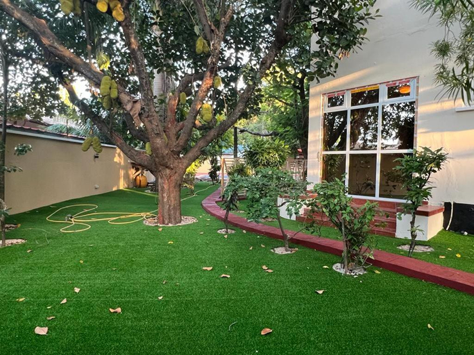 Others 2, Dafina Residence, Kinondoni