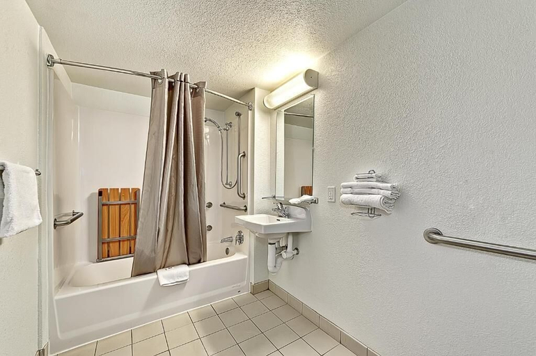 Bathroom 5