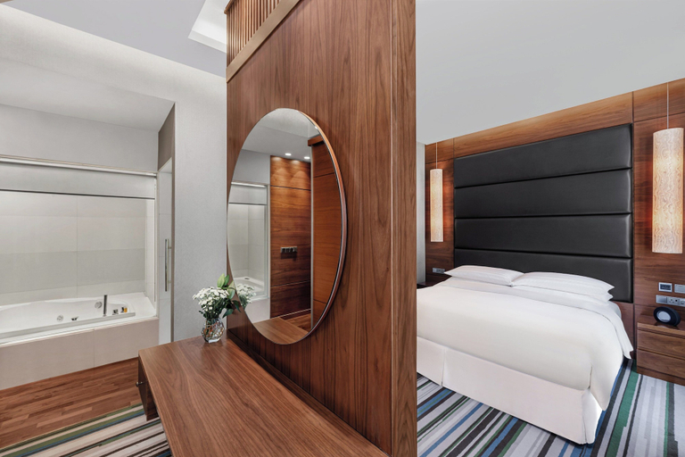 Bedroom 4, Four Points by Sheraton Doha, Doha