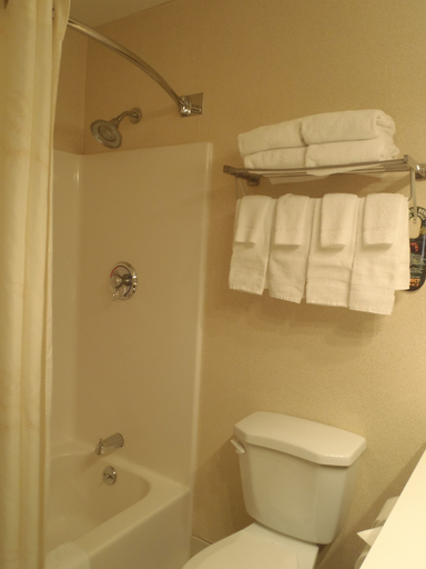 Bathroom 4, Comfort Inn & Suites Dayville - Killingly Industrial Park, Windham