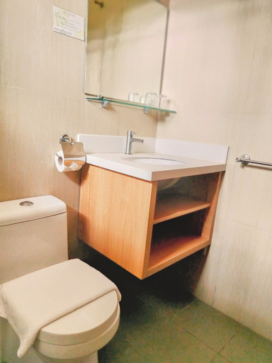 Bathroom 5, Pearl Vista de Coron Resort Hotel, Coron