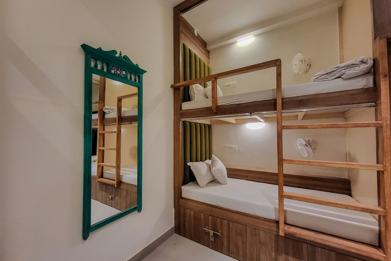 Bedroom 10