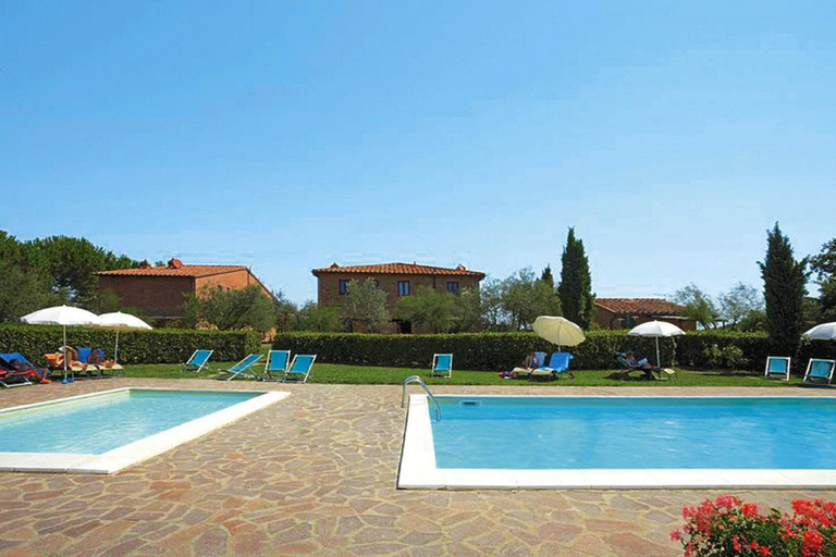 Pool 2, Nice Apartment in Montaione With Shared Pool, Florence