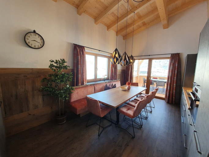 Others 5, Apartment in Kaltenbach near Ski Lift, Schwaz