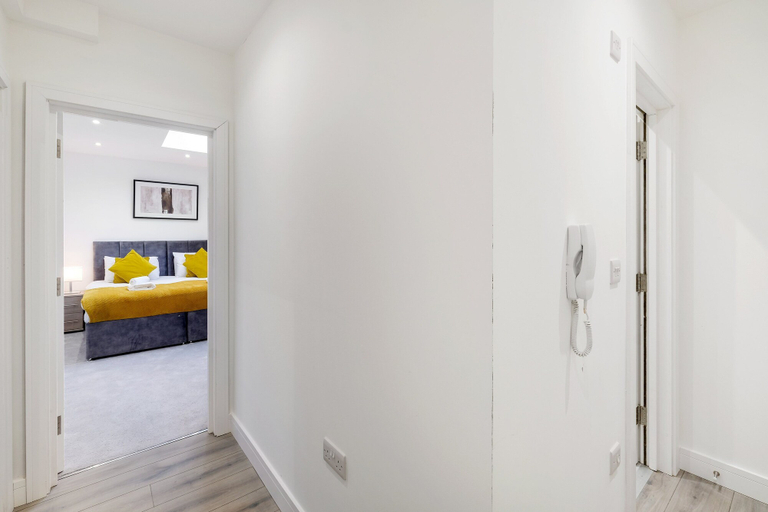 Bedroom 3, Modern 1 Bedroom Apartment - Camberley, Surrey