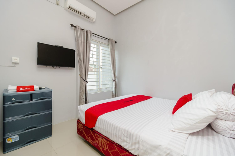 Bedroom 14