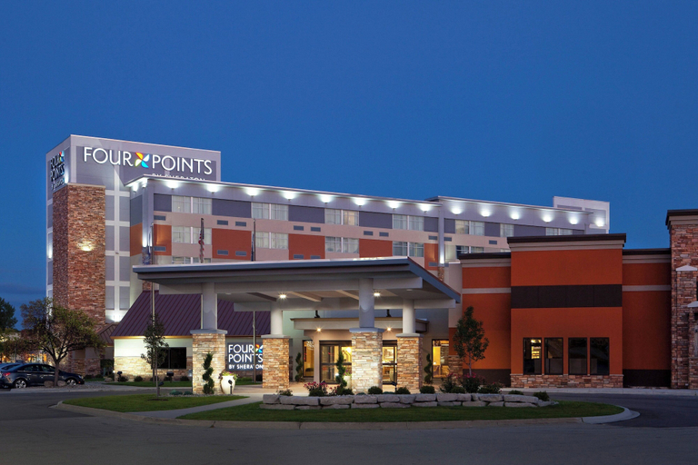 Exterior & Views 1, Four Points by Sheraton Saginaw, Saginaw