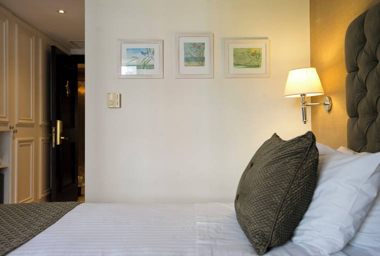 Bedroom 2, Hera Hotel, Attica