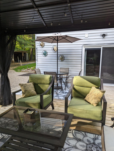 Exterior & Views 4, Suite in the Bush-Private Apartment, Hastings