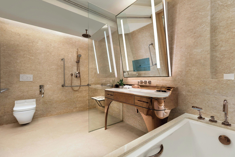 Bathroom 5, JW Marriott Hotel Macau, Makau