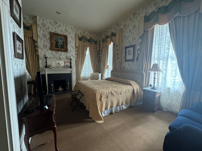 Bedroom 17