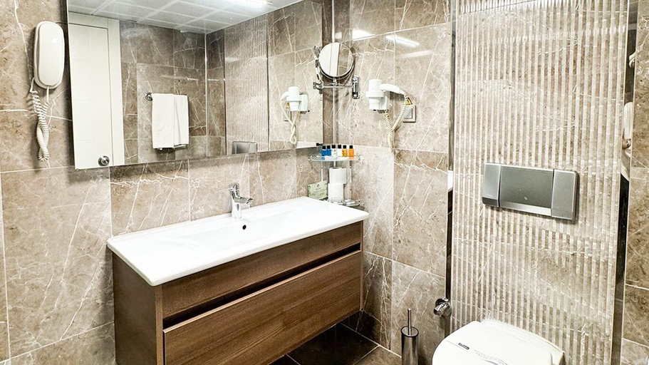 Bathroom 3, Aldino Hotel & Spa, Çankaya
