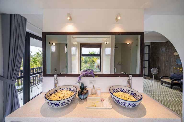 Bathroom 5, Nghe Garden Resort, Da Nang