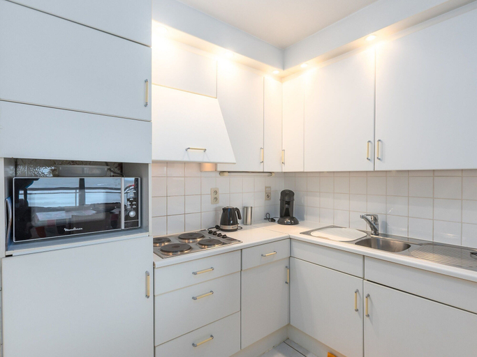 Private kitchen 3, Retreat With Pool Access, West-Vlaanderen