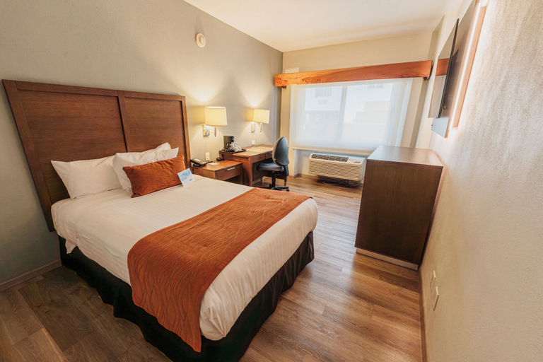 Bedroom 3, Comfort Inn Monterrey Valle, San Pedro Garza García