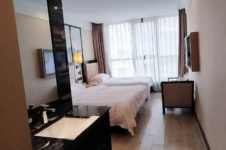Bedroom 12