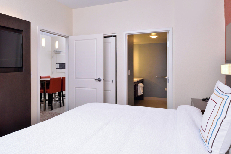 Bedroom 4, Residence Inn East Lansing, Ingham