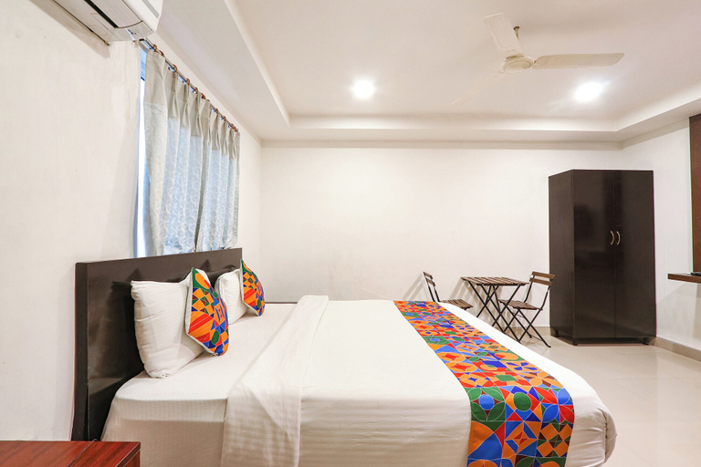 Bedroom 2, beestay by Monday Hotels Gachibowli, Hyderabad