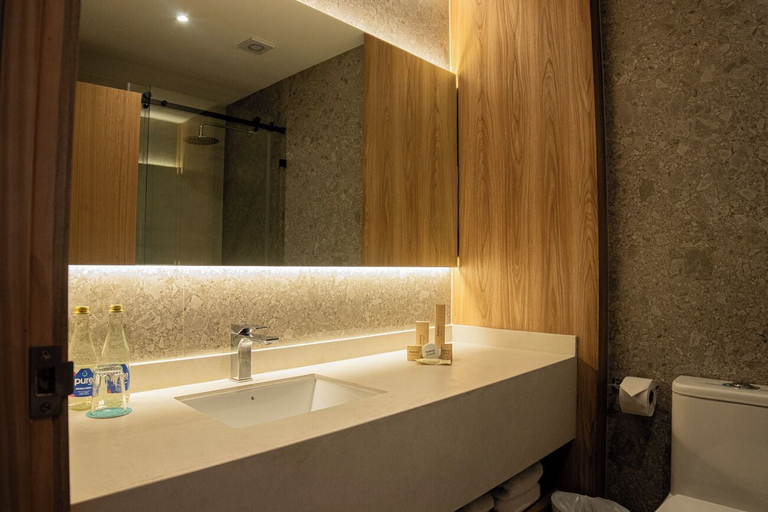 Bathroom 5, Mantahost Hotel, Manta