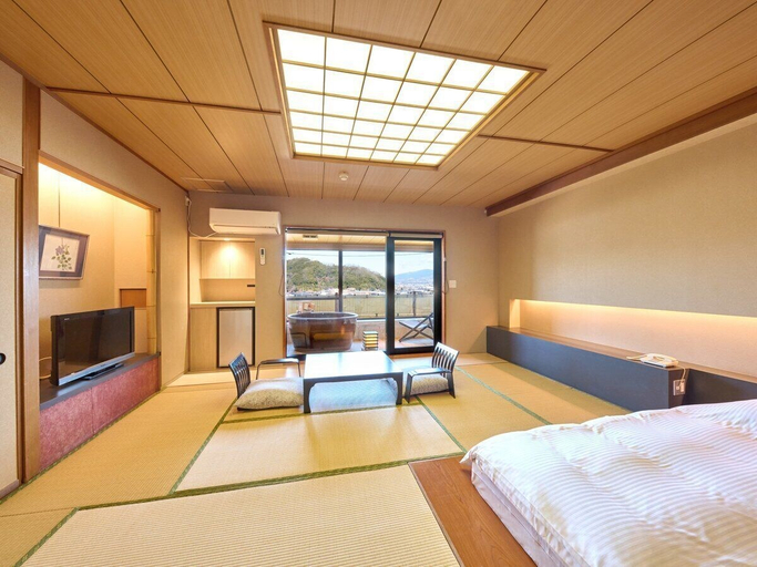 Bedroom 4, Fugaku Hanabusa, Izunokuni