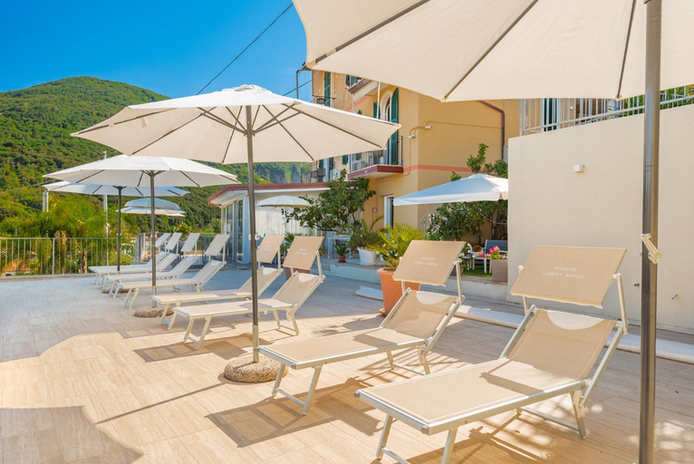 Others 4, LUXURY DREAMS, La Spezia