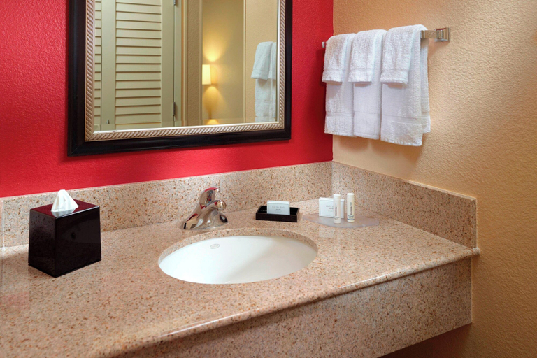 Bathroom 4, Courtyard by Marriott Columbus, Muscogee