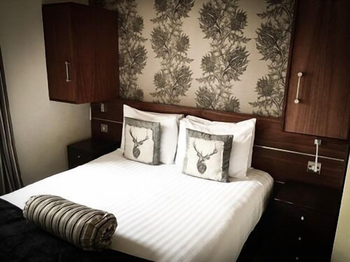 Bedroom 2, The Drymen Inn, Stirling